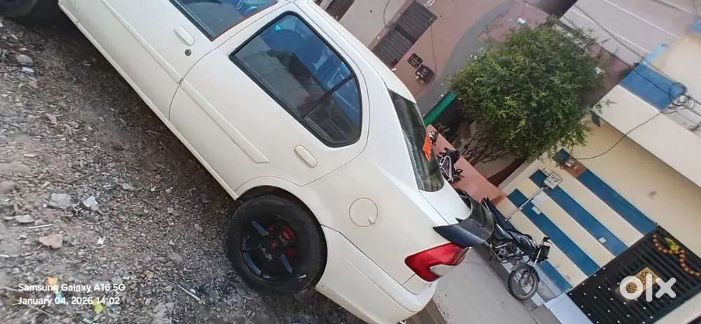 Ford Ikon Zxi 2010 Km Driven