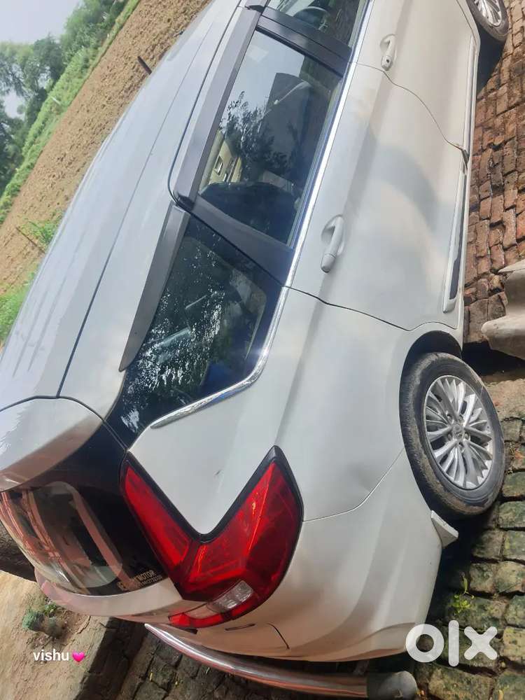 Maruti Suzuki Ertiga 2019 Lxi Shvs Diesel Manual