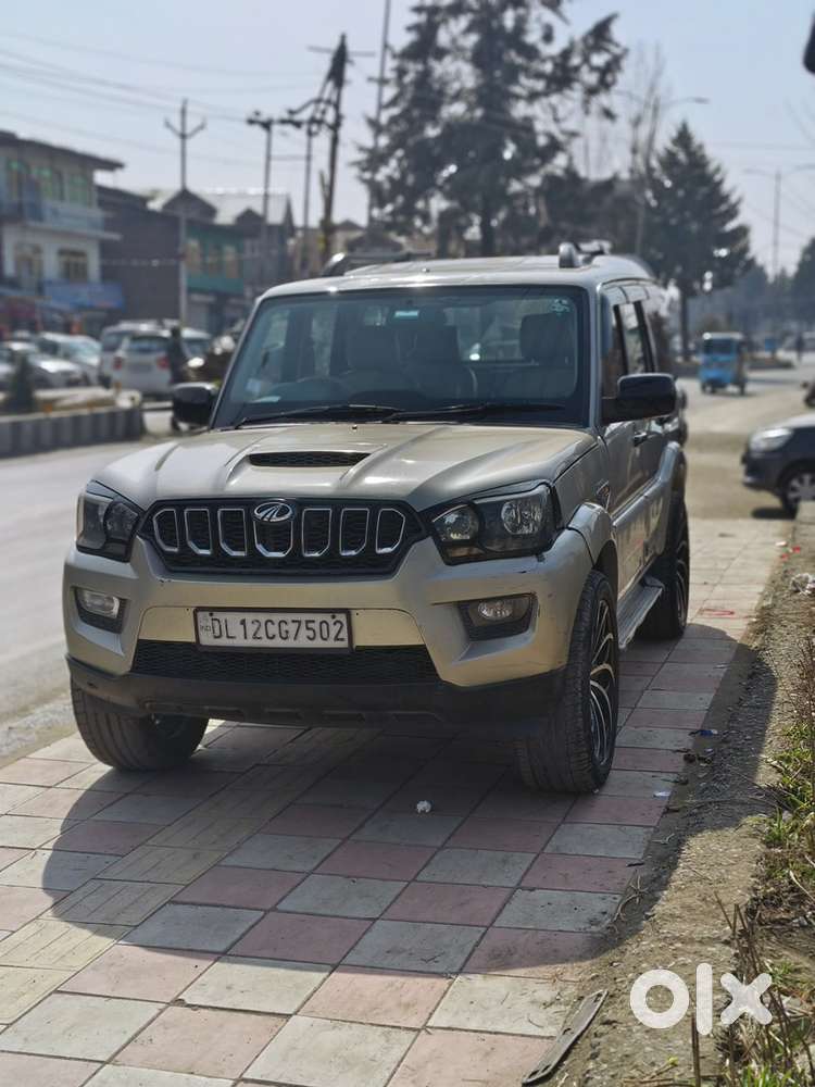 Mahindra Scorpio Diesel 2015 S4 Convert S10