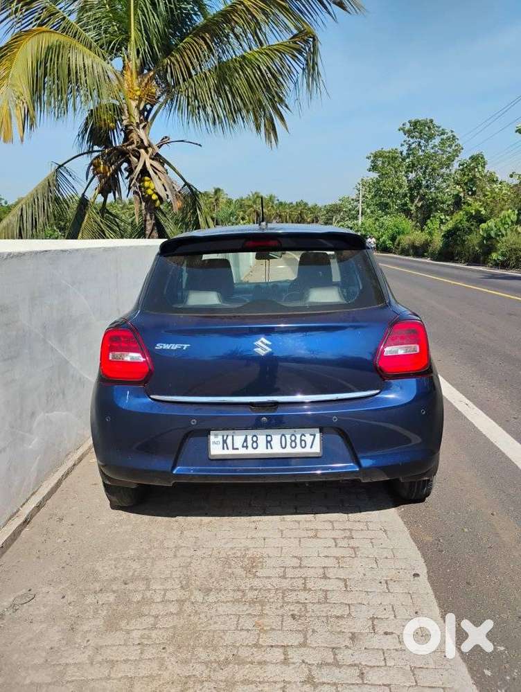 Maruti Suzuki Swift Vxi + Manual, 2021, Petrol