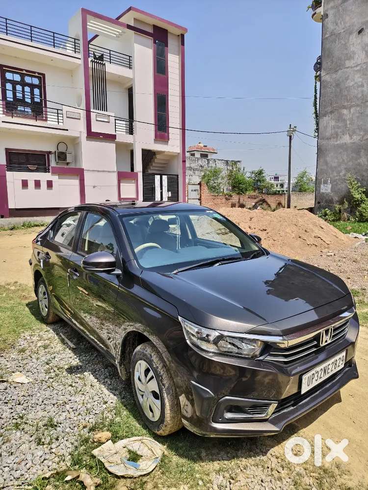 Honda Amaze 2nd Gen 2022 Petrol 17000 Km Driven