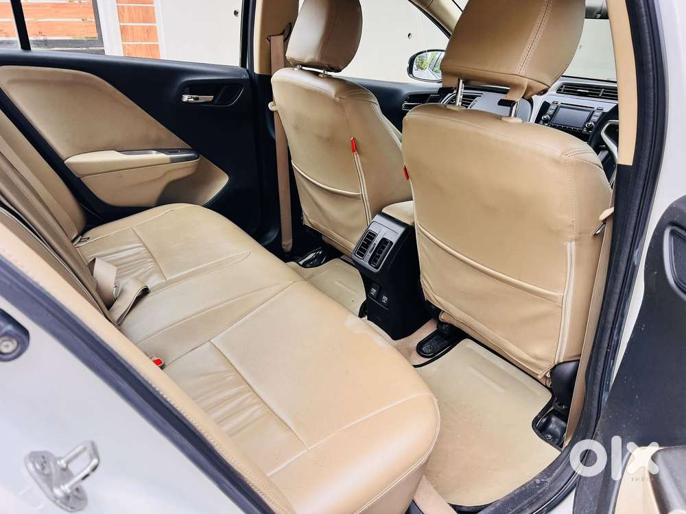 Honda City 1.5 V 4th Gen I-vtec Mt, 2016, Petrol