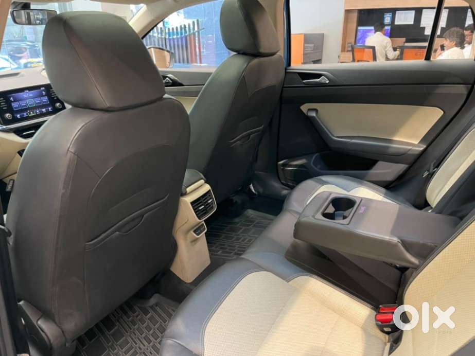 Skoda Slavia 1.0 Tsi Style At, 2022, Petrol