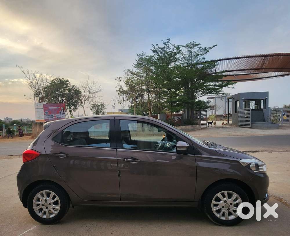 Tata Tiago, 2018, Petrol