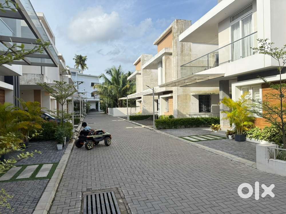 KAKKANAD SANSKARA SCHOOL 1 KM PREMIUM GATED COMMUNITY INFOPARK 2.2 KM