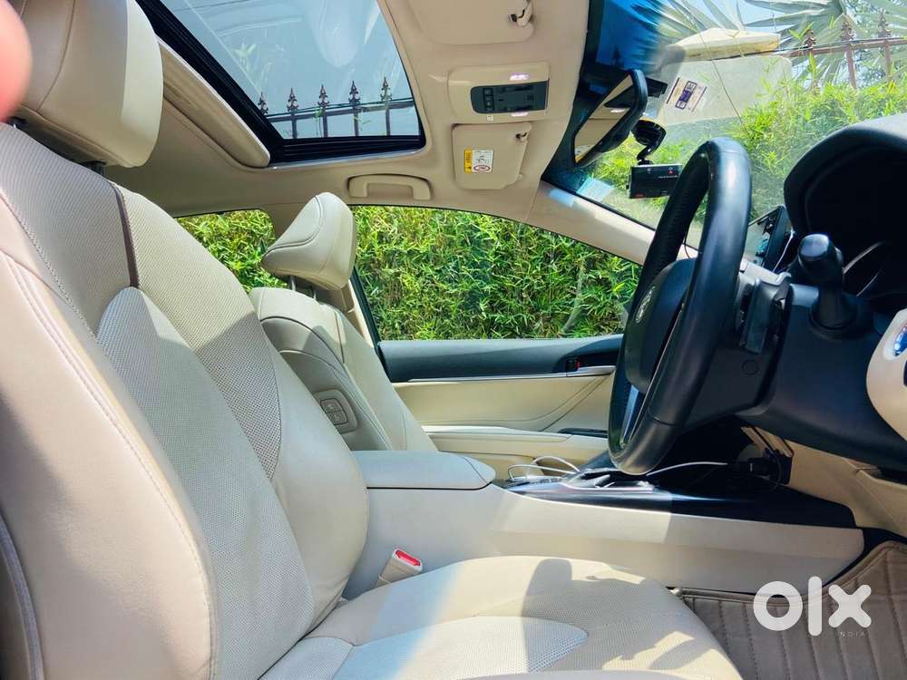 Toyota Camry [2019-ongoing] 2.5 Hybrid, 2023, Petrol