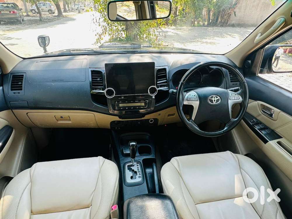 Toyota Fortuner 3.0 4x2 Automatic, 2015, Diesel
