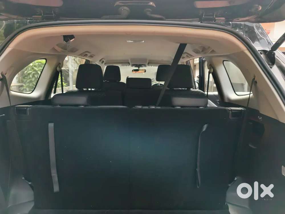 Toyota Innova Hycross 2024 Petrol Well Maintained