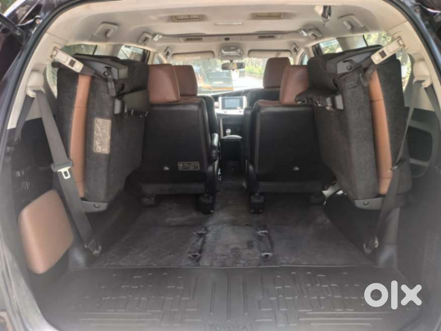 Toyota Innova Crysta 2.8z Automatic, 2017, Diesel