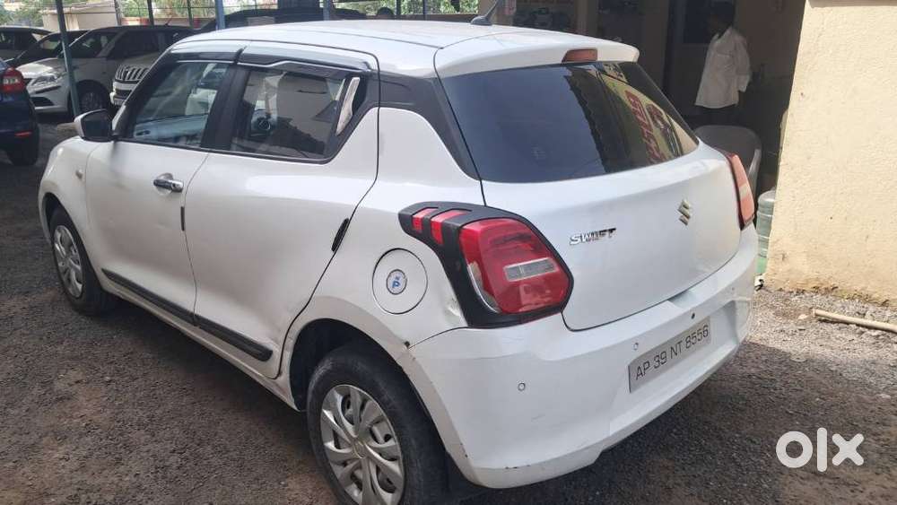 Maruti Suzuki Swift Lxi Optional-o, 2020, Petrol