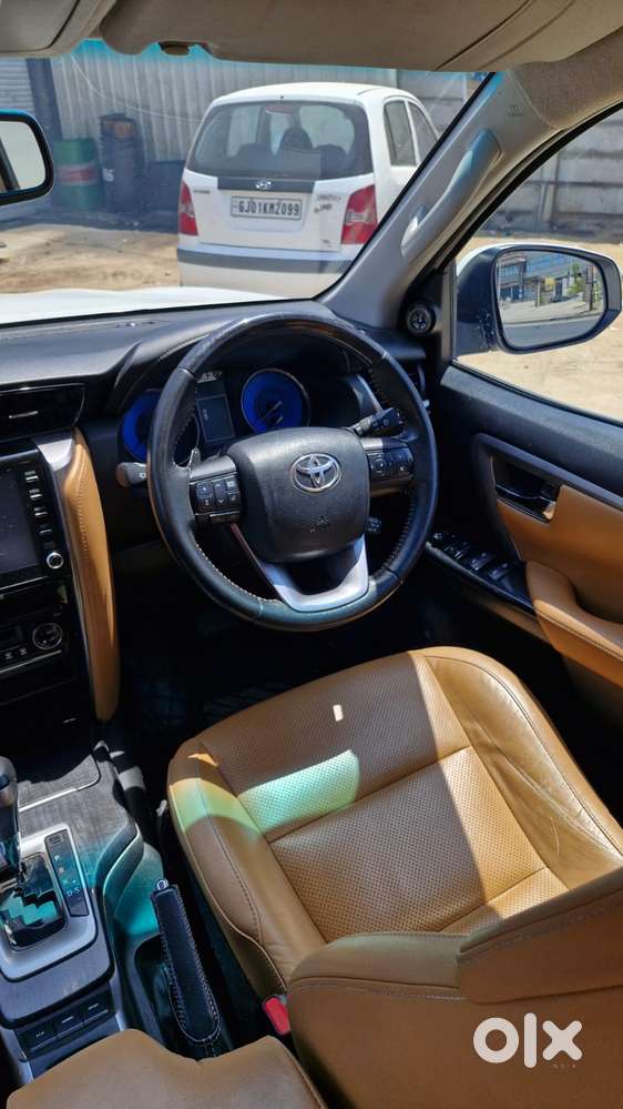 Toyota Fortuner 4x2 At 2.8 Diesel, 2022, Diesel