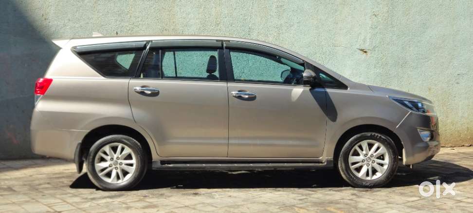 Toyota Innova Crysta 2.8 Gx At 8s, 2019, Diesel