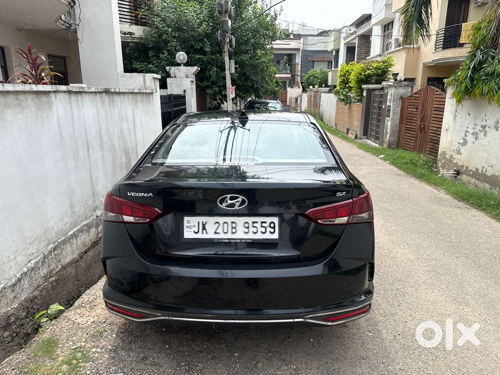 Hyundai Verna 2022 Diesel Well Maintained
