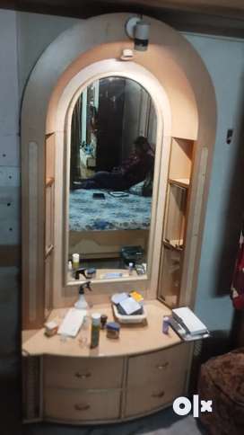 Dressing Table Buy Sell Used Furniture in Indore OLX