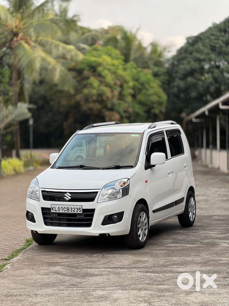 Maruti Suzuki Wagon R Vxi Opt, 2017, Petrol