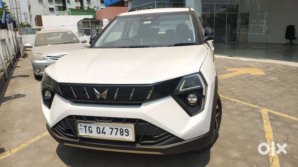Mahindra Xuv 3xo 5l 2024 Petrol 18959 Km Driven