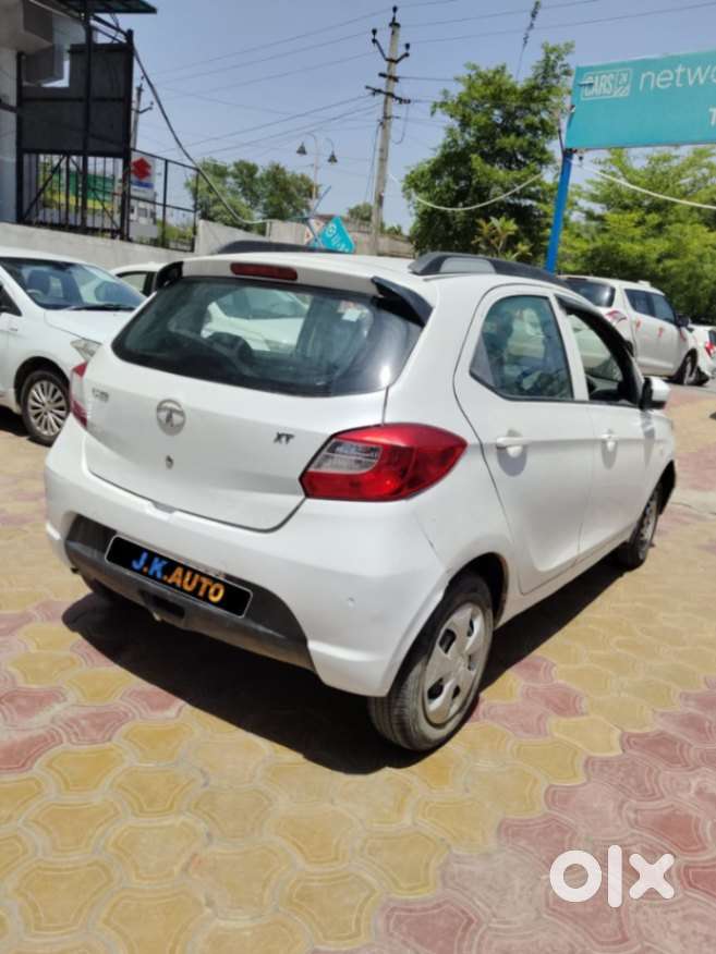 Tata Tiago 1.2 Revotron Xt (o), 2018, Petrol