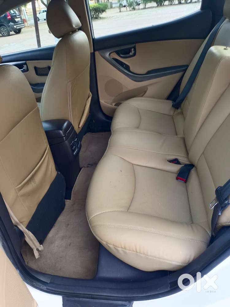 Hyundai Elantra 1.8 Sx Mt, 2012, Petrol