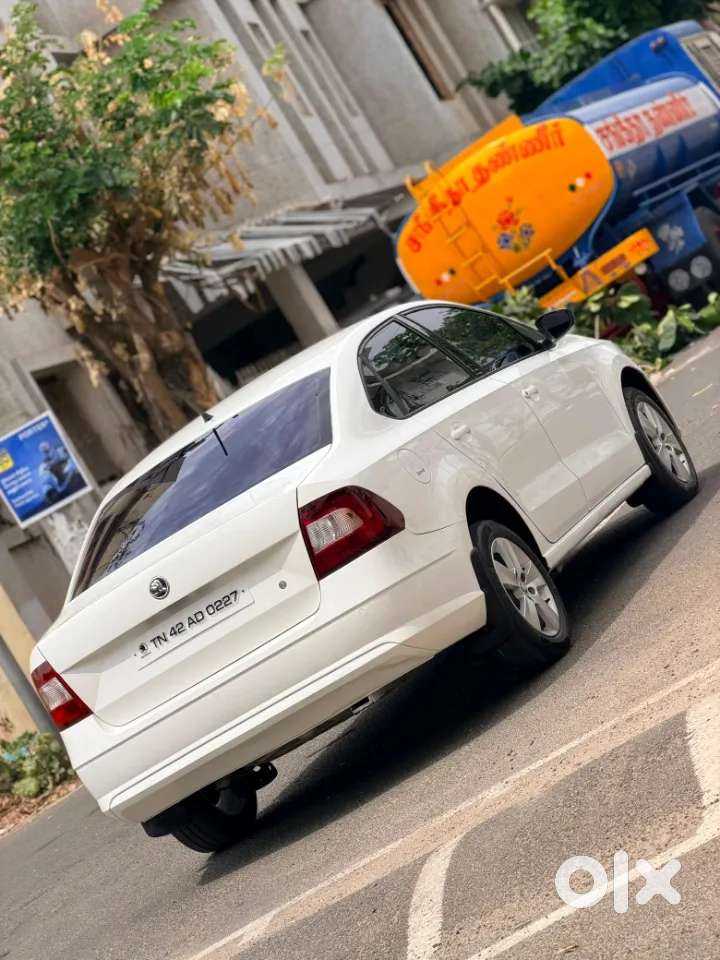 Skoda Rapid 1.6 Mpi Ambition, 2019, Petrol