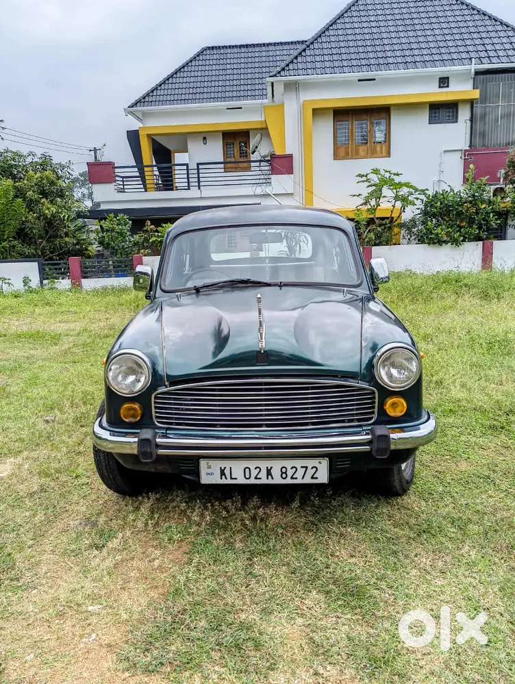 Ambassador Classic 1500 2001