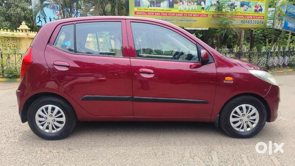 Hyundai I10 Sportz, 2014, Petrol
