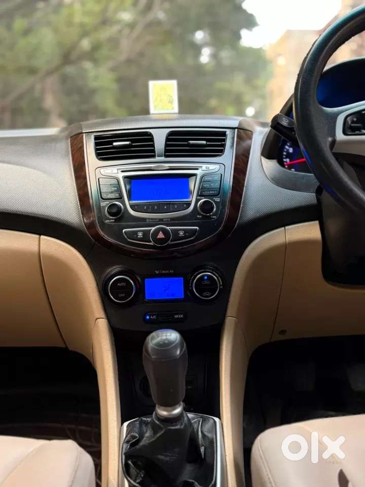 Hyundai Verna 1.6 Ex Vtvt, 2012, Petrol