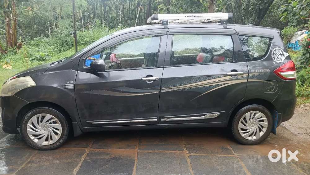 Maruti Suzuki Ertiga 2012