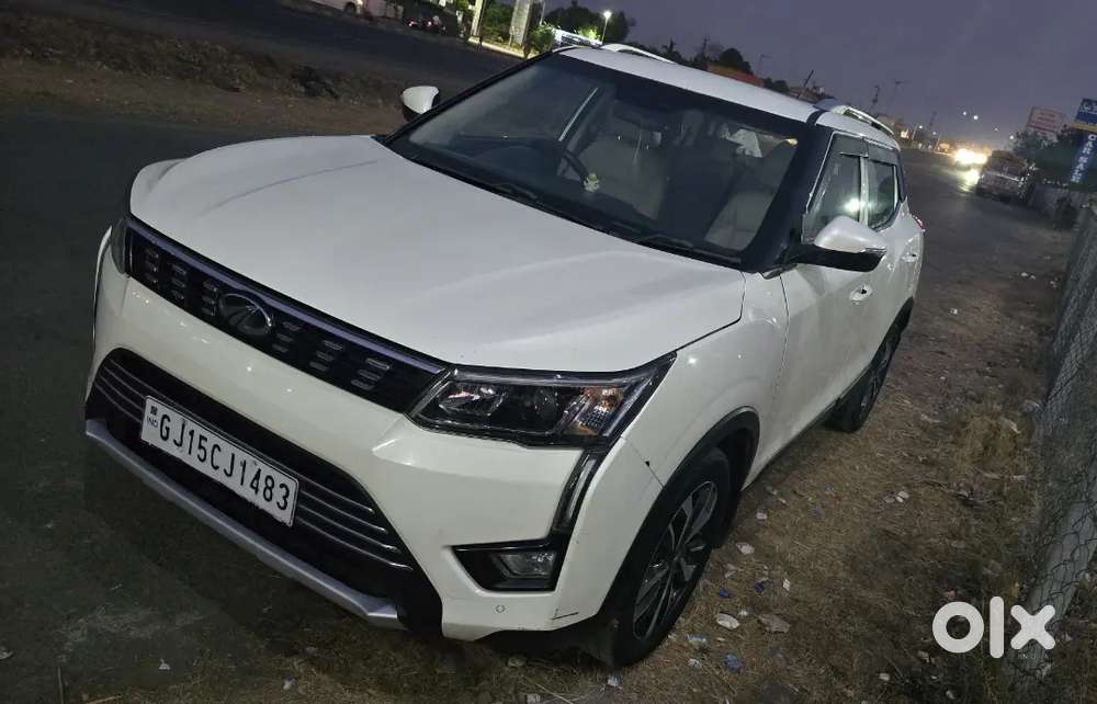 Mahindra Xuv300 2019 Diesel 170000 Km Driven With Sunroof