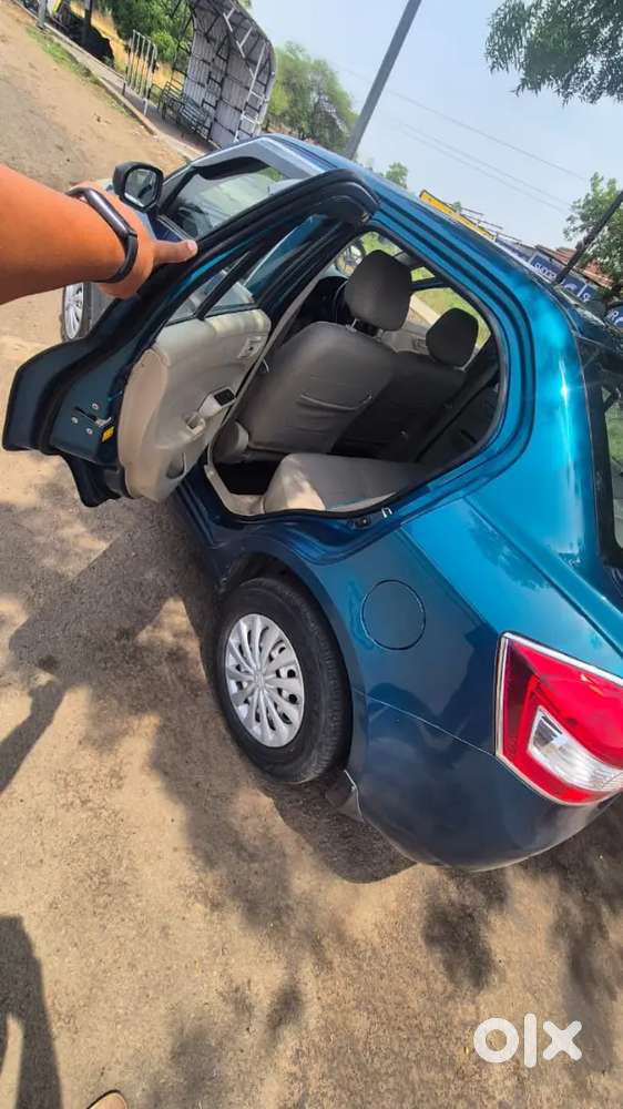 Maruti Suzuki Dzire 2012 Petrol 73000 Km Driven