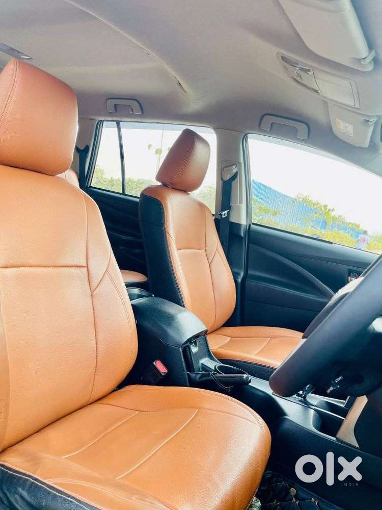 Toyota Innova Crysta 2.8 Gx At 8s, 2019, Diesel
