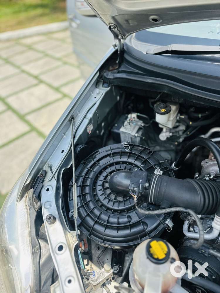 Toyota Innova 2.5 V 7 Str, 2012, Diesel