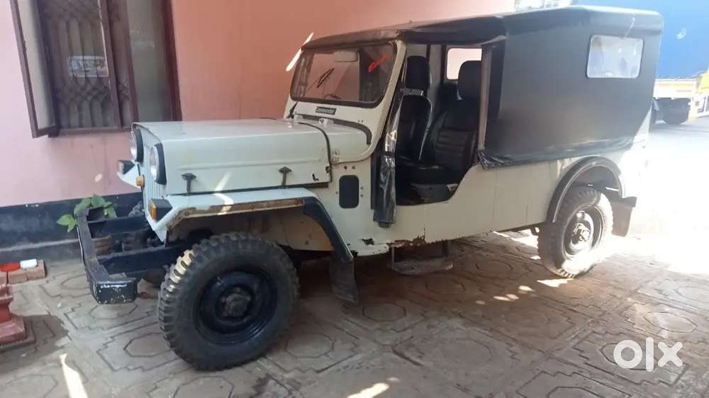 Mahindra Jeep Commander 1996 , 3 + 1 Gear, International Engine,