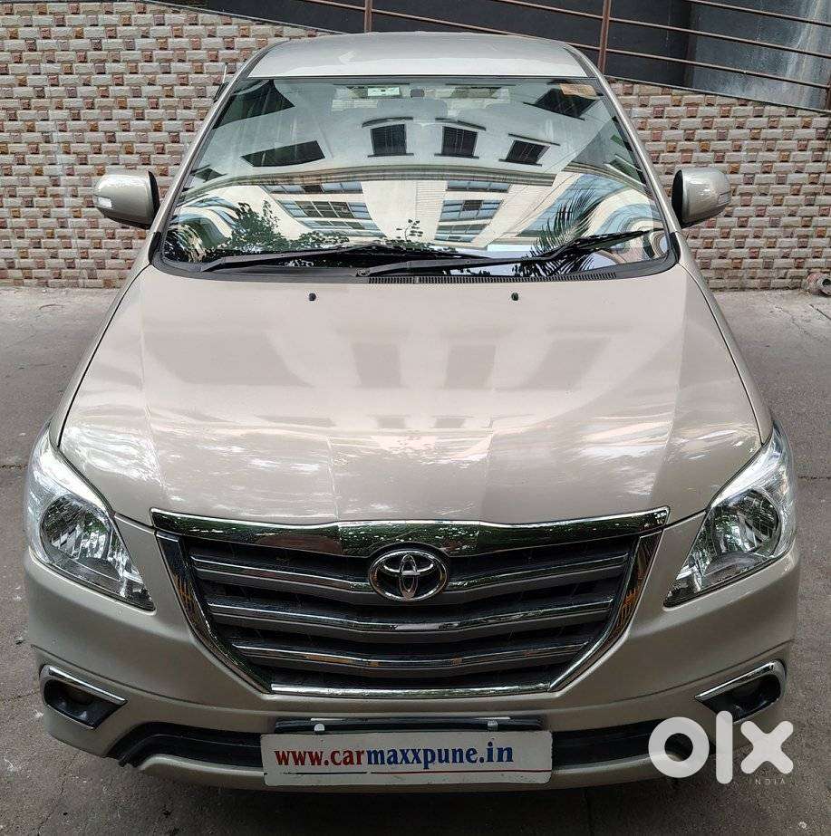 Toyota Innova 2.5 V 8 Str, 2012, Diesel