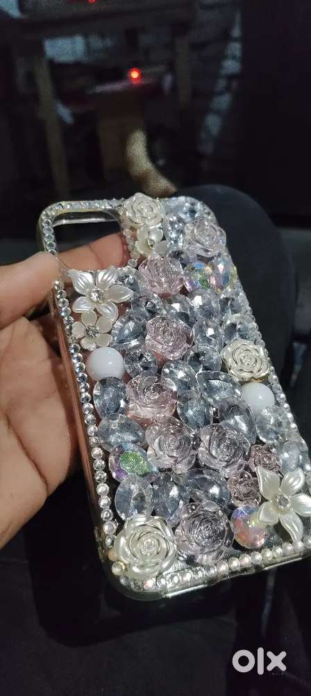 I PHONE 11 FANCY BACK COVER