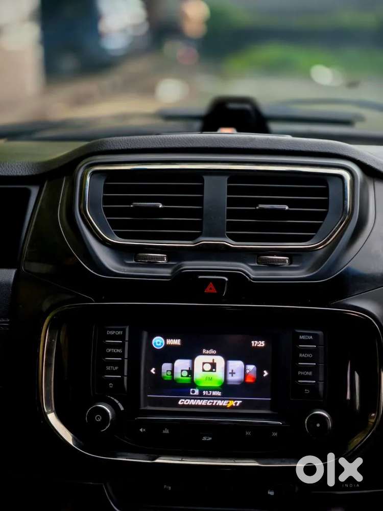 Tata Hexa 2.2 Xta 4x2 7 Str, 2018, Diesel