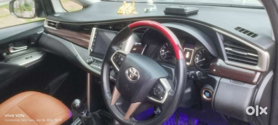 Toyota Innova Crysta 2.7 V, 2022, Petrol