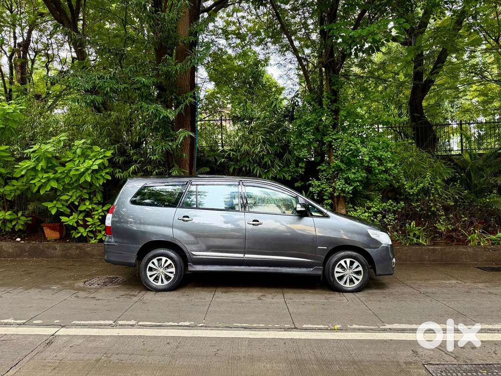 Toyota Innova 2.5 Vx 7 Str Bs-iii, 2015, Diesel