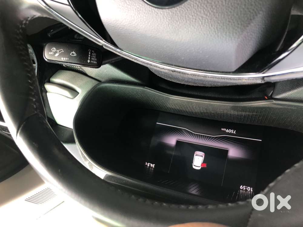 Skoda Kylaq Signature 2025