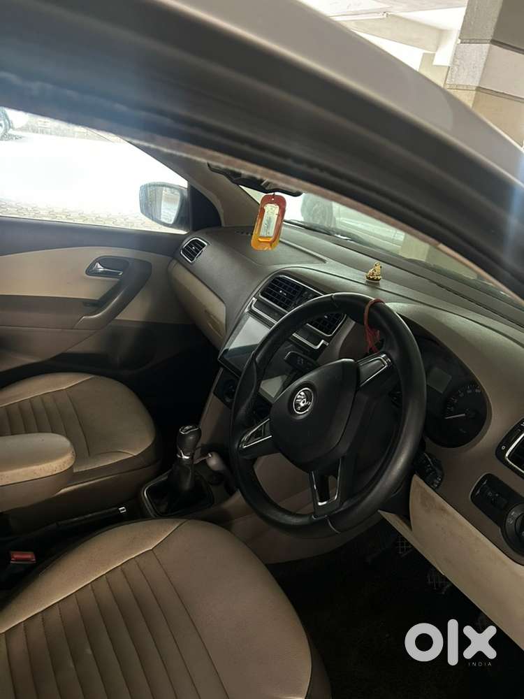 Skoda Rapid Petrol 2013
