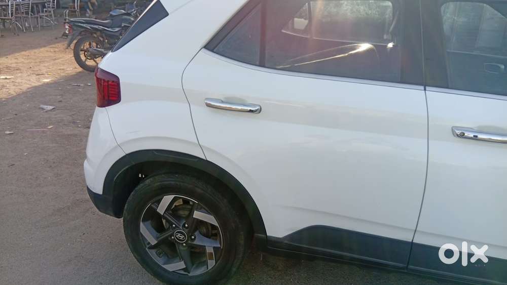 2021 Hyundai Venue Diesel Suv