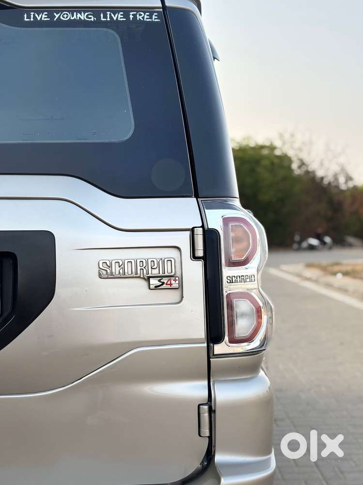 Mahindra Scorpio S4, 2015, Diesel