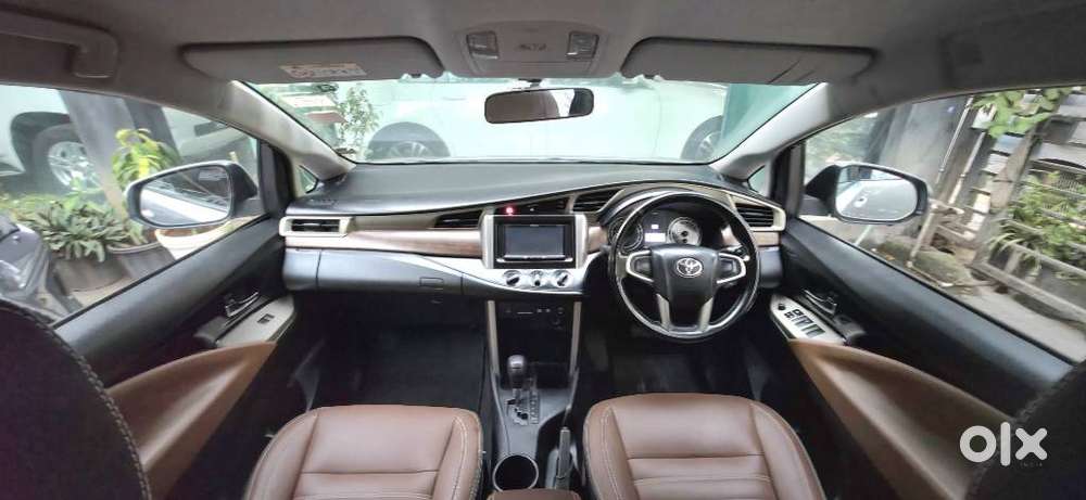 Toyota Innova Crysta 2.8 Gx At, 2017, Diesel