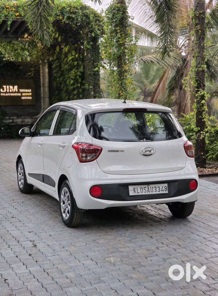 Hyundai Grand I10 2013-2016 At Sportz, 2019, Petrol