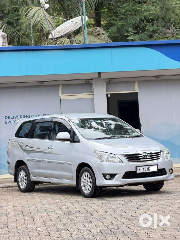 Toyota Innova 2.5 V 7 Str, 2012, Diesel