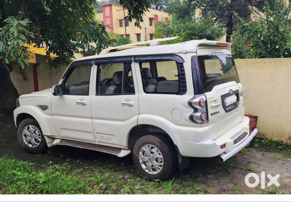 Mahindra Scorpio 2016 Diesel 90000 Km Driven