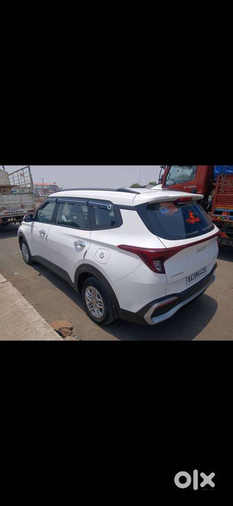 Kia Carens Prestige 7 18 Months