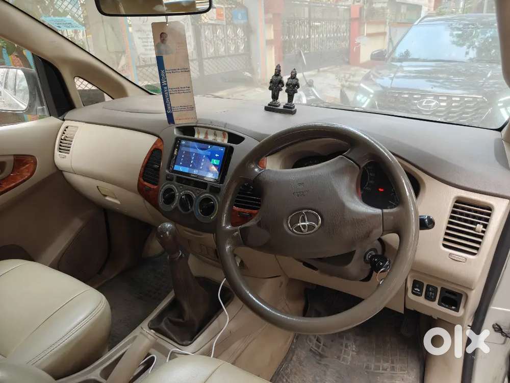 Toyota Innova 2007 Petrol + Cng 141590 Km Driven