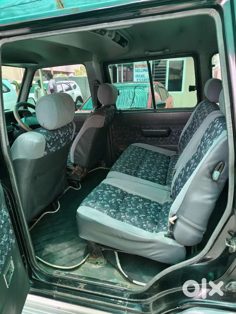 Toyota Qualis 2001