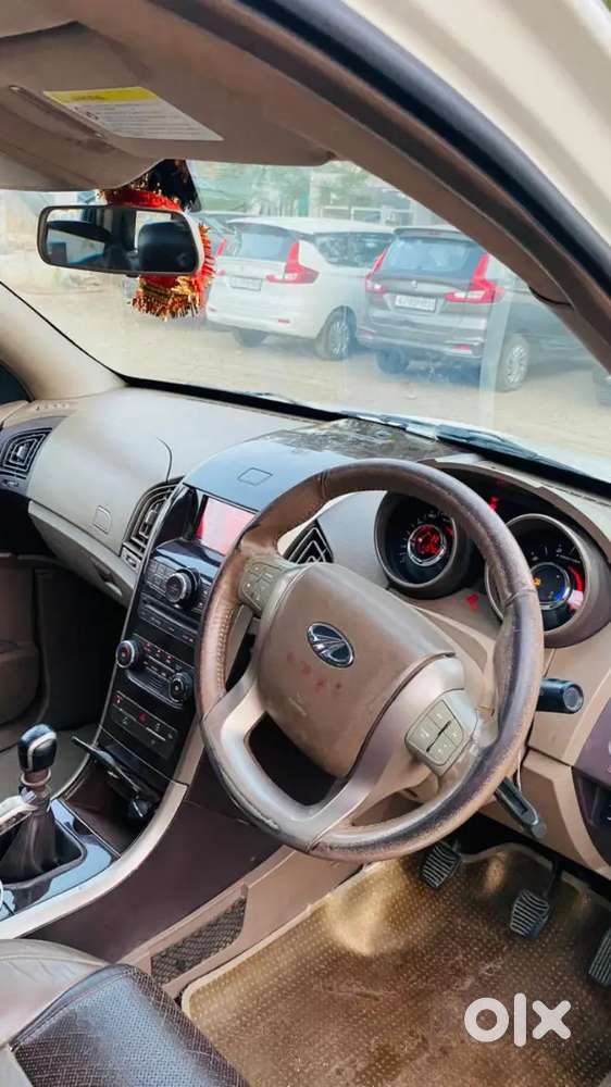 Mahindra Xuv500 Neat And Clean Car