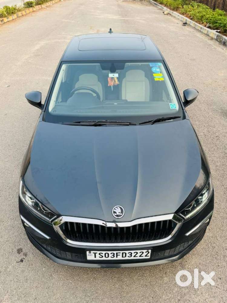 Skoda Slavia Style 1.5l Tsi Mt, 2022, Petrol